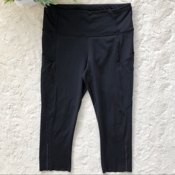 lululemon athletica Pants - Lululemon fast & free black crop leggings pockets